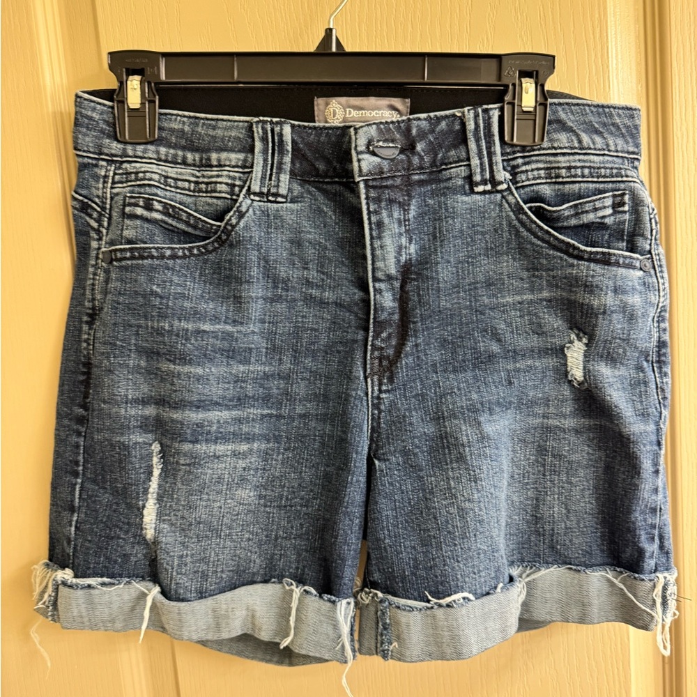 EUC Democracy “Ab"TECHNOLOGY Cuffed Hem Shorts distressed look